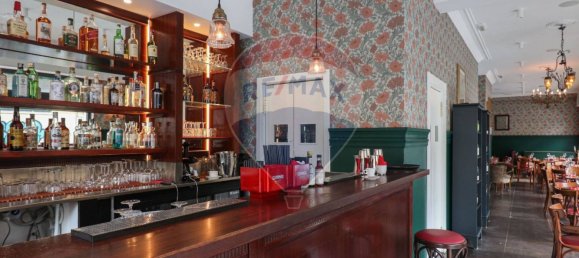 3 rooms Commercial property in Rome, Italy No. 52608 8