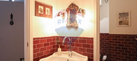 3 rooms Commercial property in Rome, Italy No. 52608 26