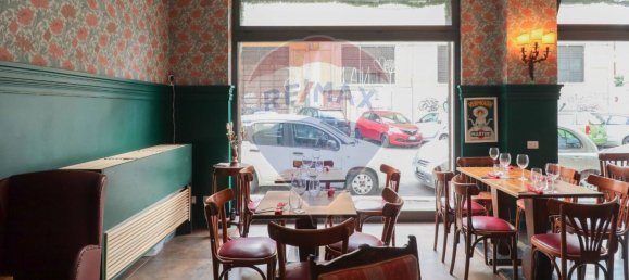 3 rooms Commercial property in Rome, Italy No. 52608 12