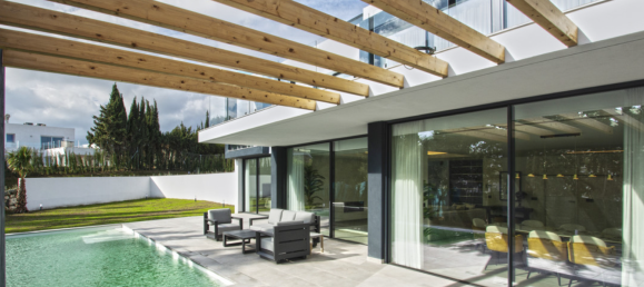 4 bedrooms Villa in Estepona, Spain No. 4805 20