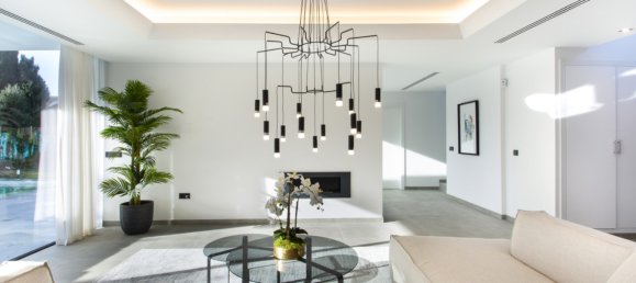 4 bedrooms Villa in Estepona, Spain No. 4805 4