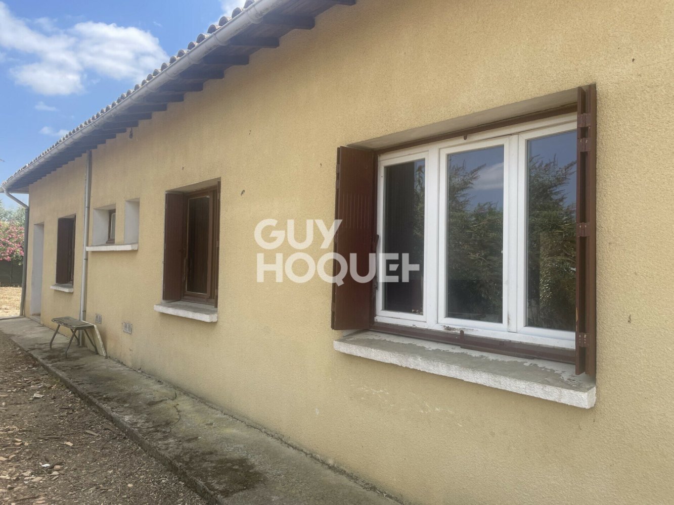 4 bedrooms House in L'Isle-Jourdain, France No. 296804