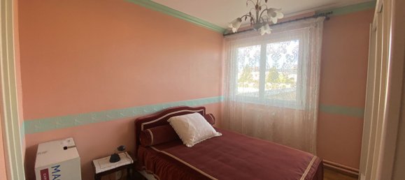 3 bedrooms Apartment in Chateauroux, France No. 94192 7