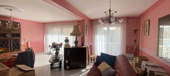 3 bedrooms Apartment in Chateauroux, France No. 94192 8