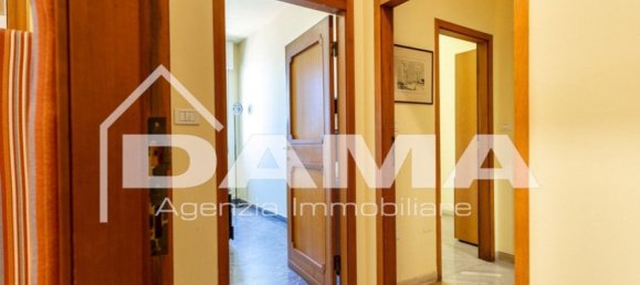 175m² Office in Forlì, Italy No. 290128 5