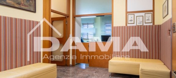 175m² Office in Forlì, Italy No. 290128 6