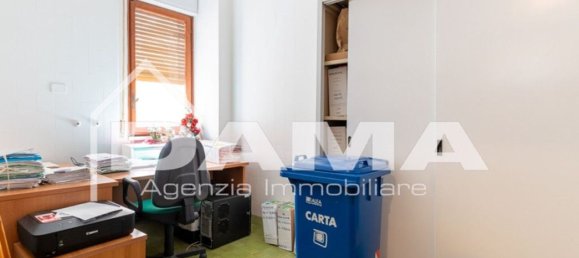 175m² Office in Forlì, Italy No. 290128 12