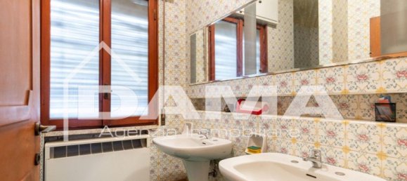 175m² Office in Forlì, Italy No. 290128 21