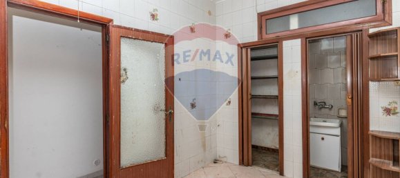 5 bedrooms House in Melilli, Italy No. 362016 3