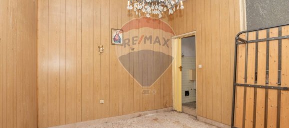 5 bedrooms House in Melilli, Italy No. 362016 6