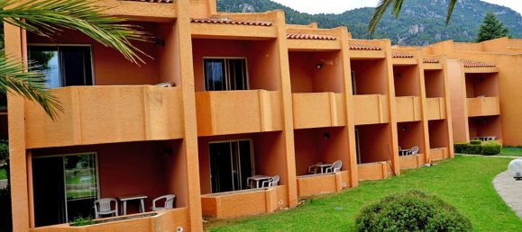 8000m² Townhouse in Agios Konstantinos, Greece No. 6940 19