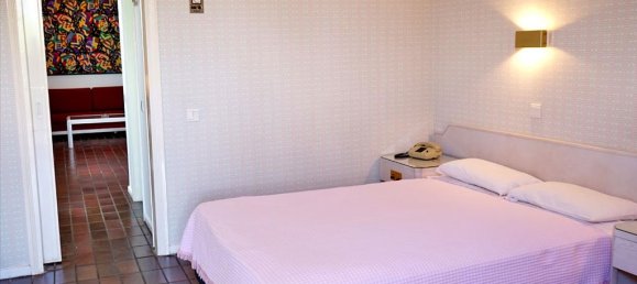 8000m² Townhouse in Agios Konstantinos, Greece No. 6940 30