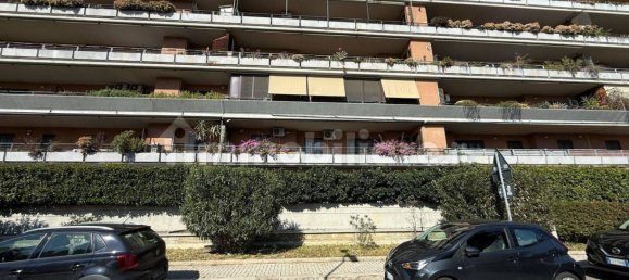 Квартира с 2 спальнями в Фьюмичино, Италия № 44139 2