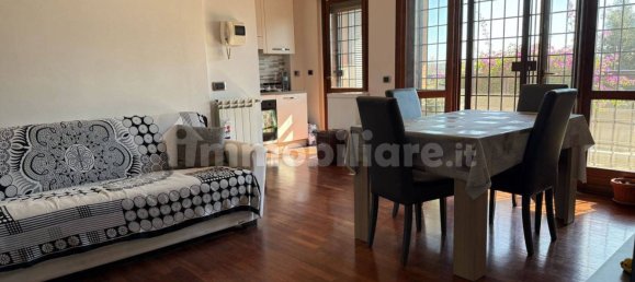 Квартира с 2 спальнями в Фьюмичино, Италия № 44139 8