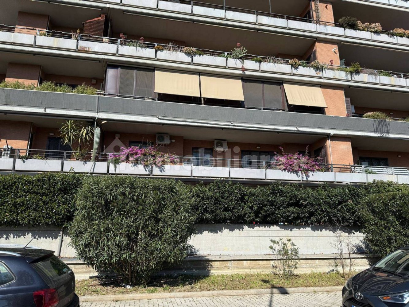 Квартира с 2 спальнями в Фьюмичино, Италия № 44139