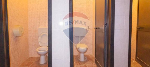 5 bedrooms Commercial property in Catania, Italy No. 77958 15