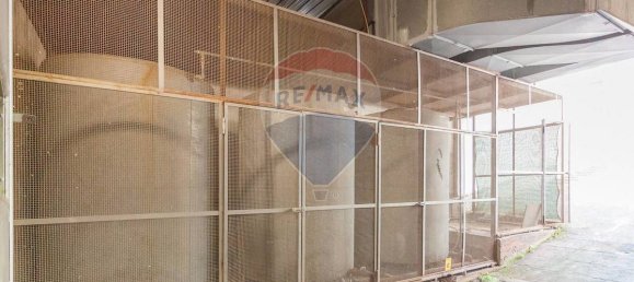 5 bedrooms Commercial property in Catania, Italy No. 77958 28