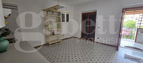 4 rooms Apartment in Scalea, Italy No. 104805 10