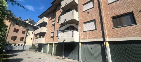 17m² Garage in Melegnano, Italy No. 265522 7