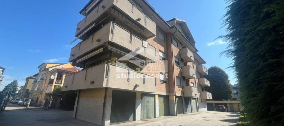 17m² Garage in Melegnano, Italy No. 265522 5