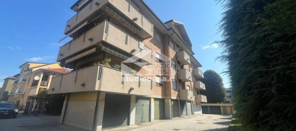 17m² Garage in Melegnano, Italy No. 265522 4