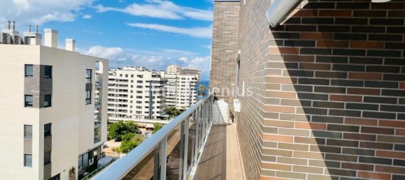 3 bedrooms Penthouse in Alicante, Spain No. 8769 6