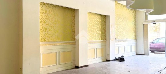 2 rooms Commercial property in Putignano, Italy No. 282220 2