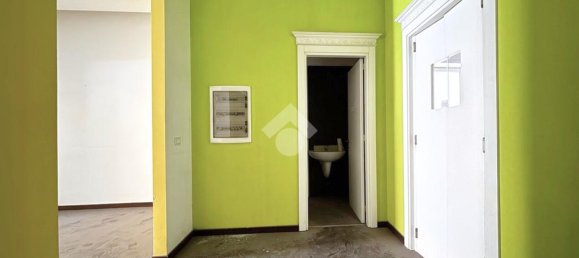 2 rooms Commercial property in Putignano, Italy No. 282220 6