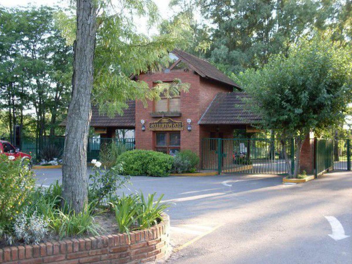 Granja de 3 dormitorios en Pilar, Argentina No. 119496