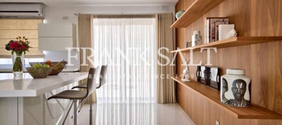 4 bedrooms Villa in Manikata, Malta No. 9103 7