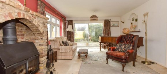 4 bedrooms Bungalow in Epping, United Kingdom No. 3963 4