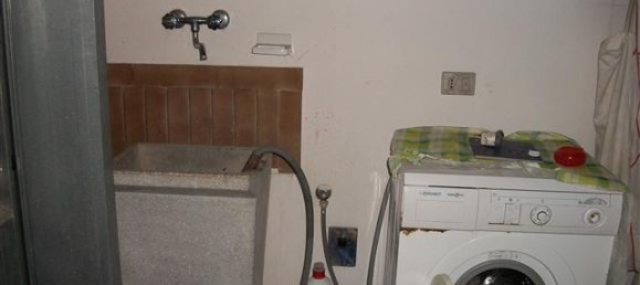 5 rooms House in Bucine, Italy No. 236477 4