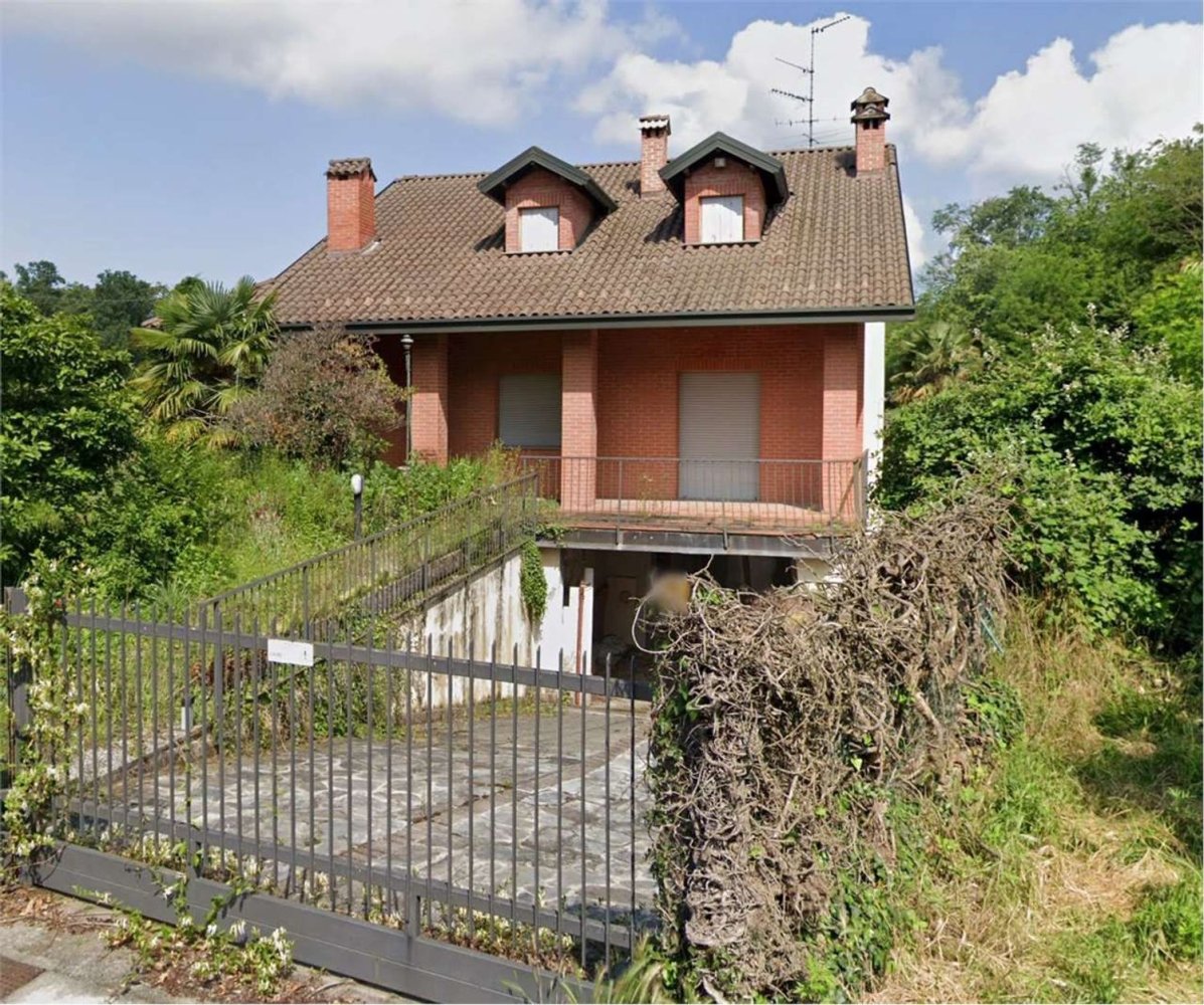 Apartamento de 2 divisões em Besnate, Italy N.º 187561