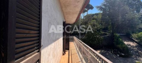 3 bedrooms Apartment in Velletri, Italy No. 66052 19