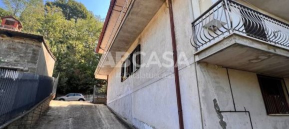 3 bedrooms Apartment in Velletri, Italy No. 66052 6
