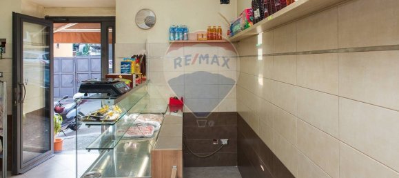 Propiedad comercial de 4 habitaciónes en Catania, Italy No. 52536 12