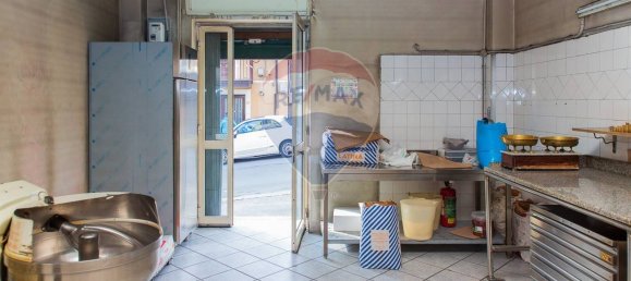 Propiedad comercial de 4 habitaciónes en Catania, Italy No. 52536 26