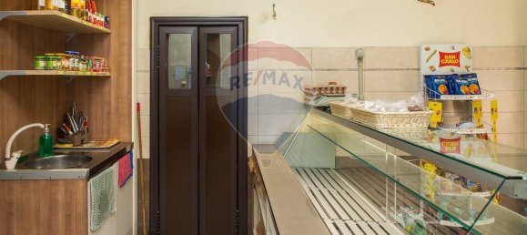 Propiedad comercial de 4 habitaciónes en Catania, Italy No. 52536 11