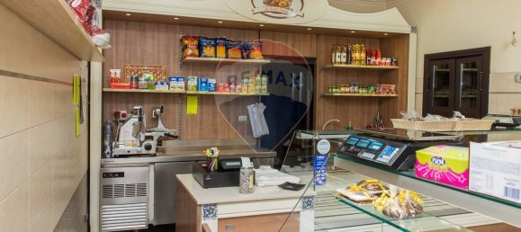 Propiedad comercial de 4 habitaciónes en Catania, Italy No. 52536 9