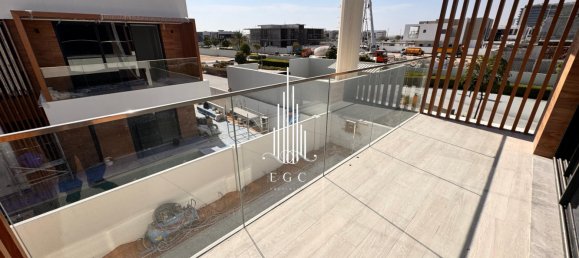 5 bedrooms Villa in Saadiyat Island, UAE No. 93693 2