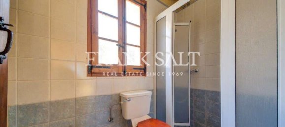 3 bedrooms Farm in Xaghra, Malta No. 1032 17