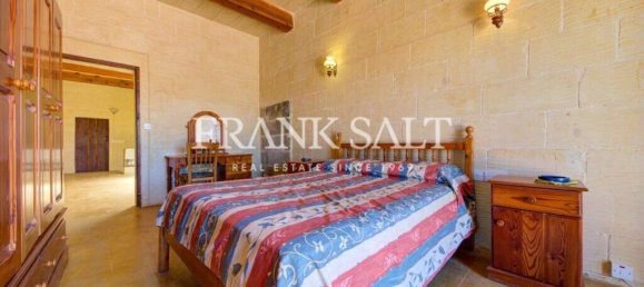 3 bedrooms Farm in Xaghra, Malta No. 1032 14