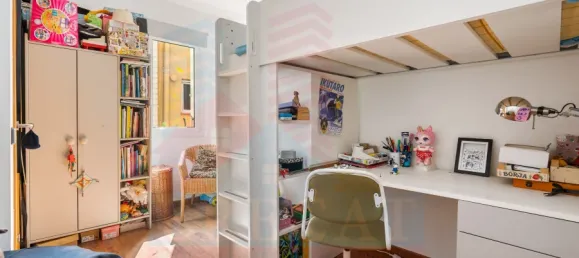 Apartamento de 2 dormitorios en Ciudad Vieja, Spain No. 165551 16