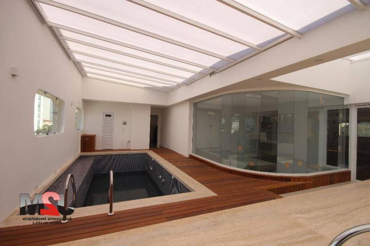 4 bedrooms House in Sao Paulo, Brazil No. 524536