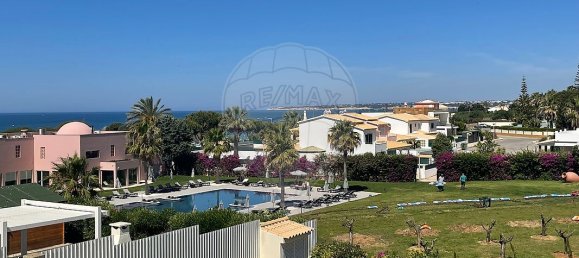 Casa de 4 dormitorios en Guia, Portugal No. 22509 5