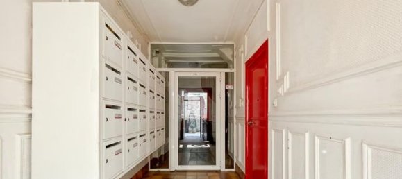 Studio in Pantin, France No. 311340 7