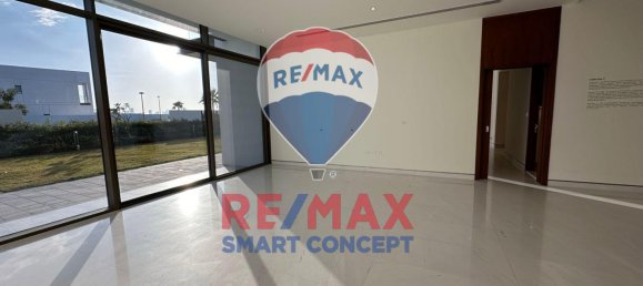 6 bedrooms Villa in Abu Dhabi, UAE No. 39097 5