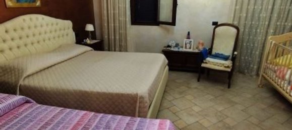 Дом с 7 комнатами в Соларино, Италия № 103789 24