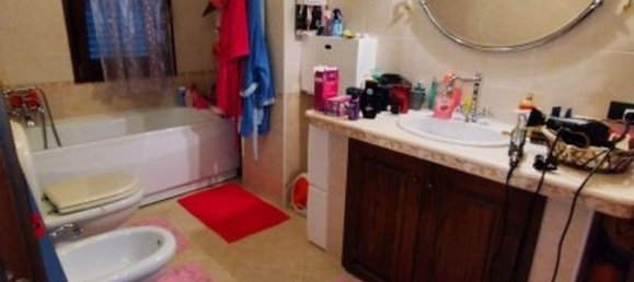 Дом с 7 комнатами в Соларино, Италия № 103789 23