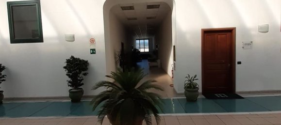 Gewerbliche Immobilie in Marcianise, Italy 80m², Nr. 255391 11